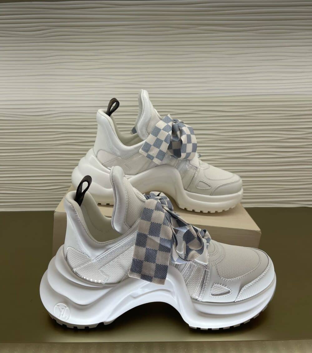 LOUIS VUITTON ARCHLIGHT SNEAKERS AZUR WHITE 1AACPW - Image 6