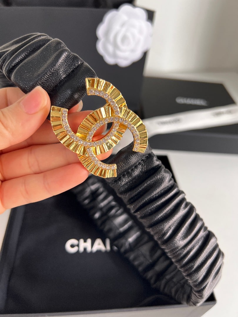 Alternative view of CHANEL WOMEN'S BELT WITH ELASTIC COWHIDE ENCRUSTED GOLD 30MM