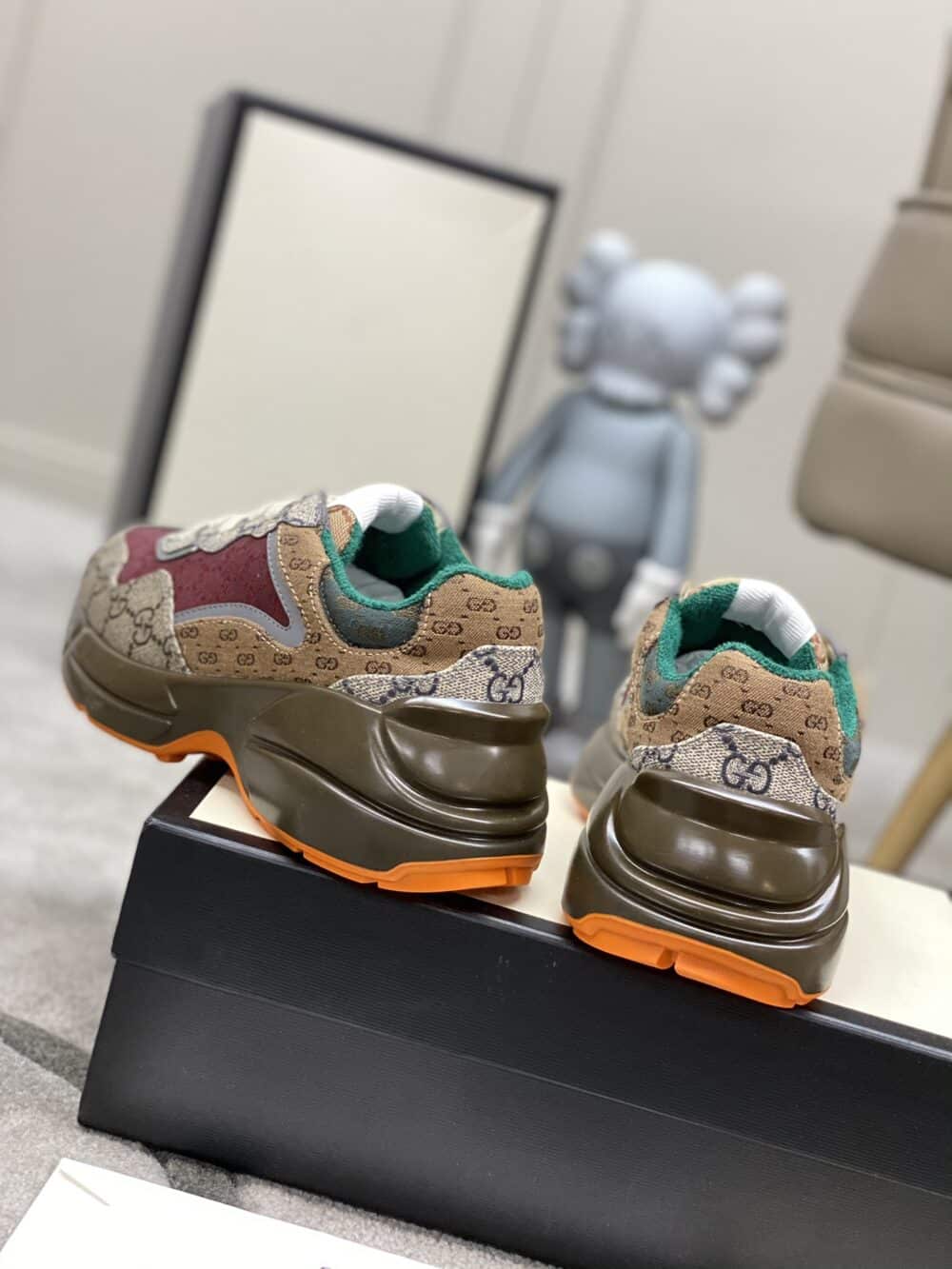 GUCCI WOMEN'S GG RHYTON SNEAKER ‎619891 99WG0-6060 - Image 9