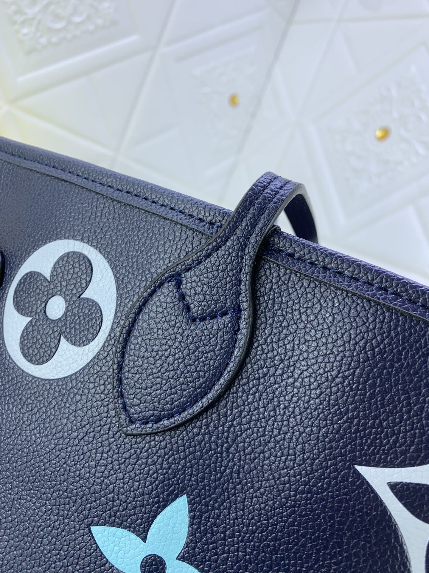 LOUIS VUITTON NEVERFULL MM MONOGRAM EMPREINTE BLUE 31CM M46514 - Image 6