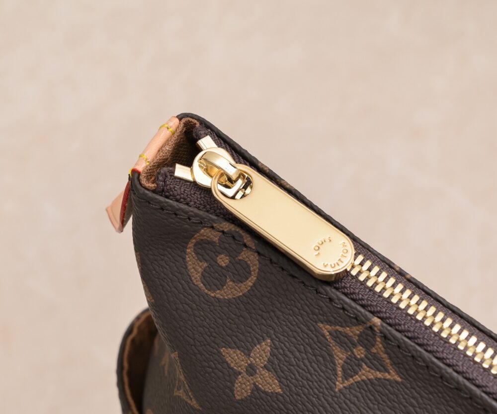 LOUIS VUITTON TOTALLY MONOGRAM CANVAS MM 43CM - Image 5