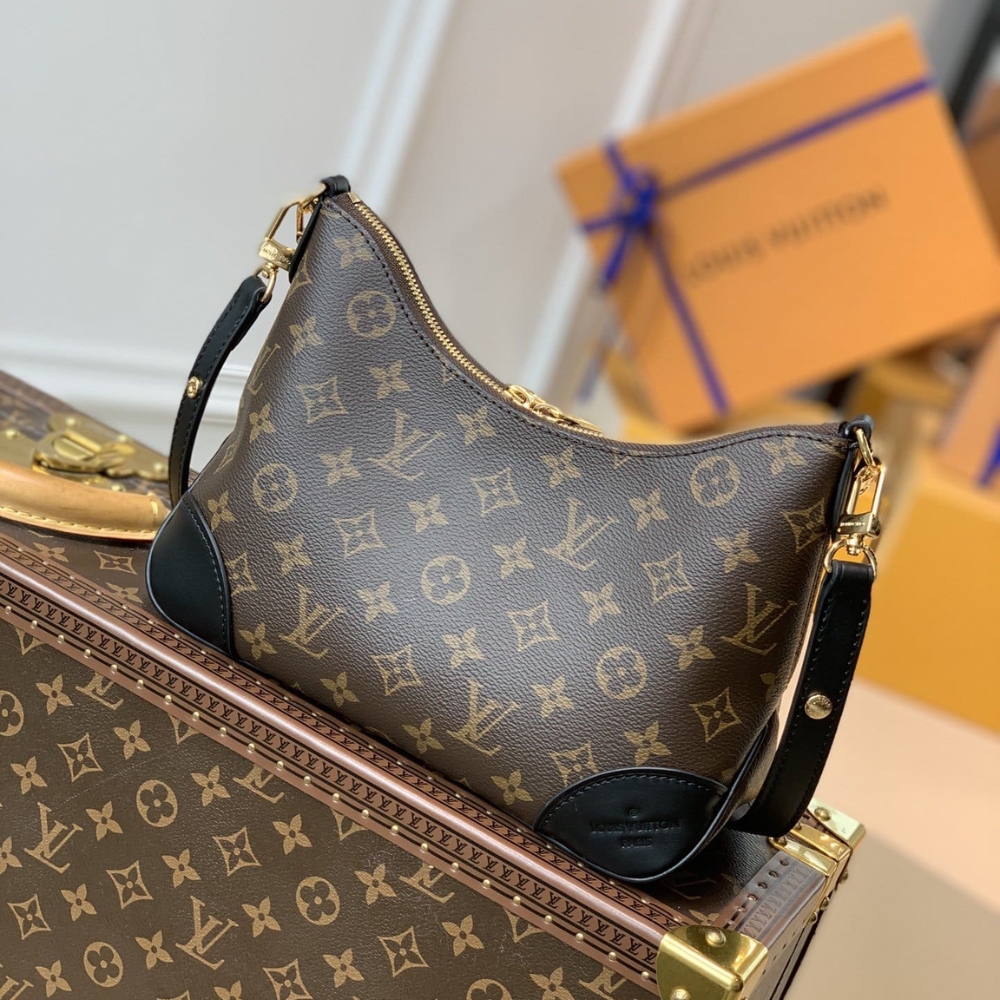 Alternative view of LOUIS VUITTON BOULOGNE PM MONOGRAM BLACK 26CM M45831