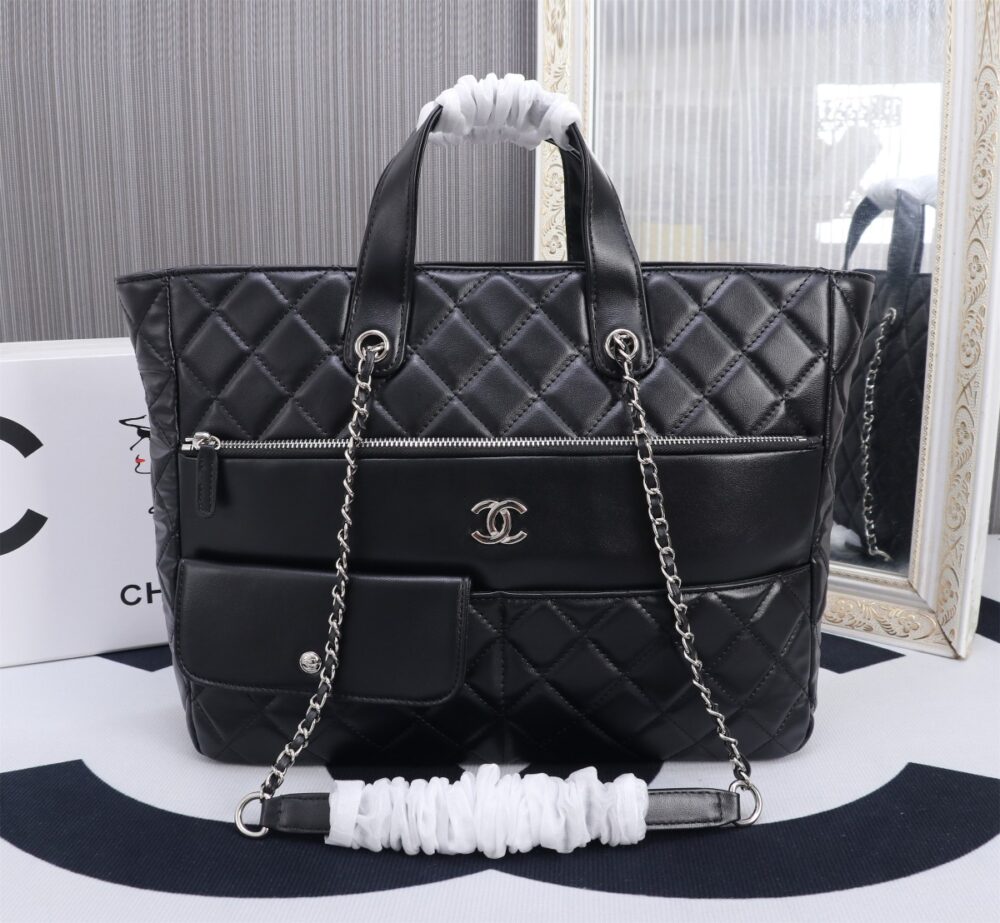 Alternative view of CHANEL 20C ULTRA POCKET TOTE BAG QUILTED BLACK LEATHER 37CM AS1300 90123316