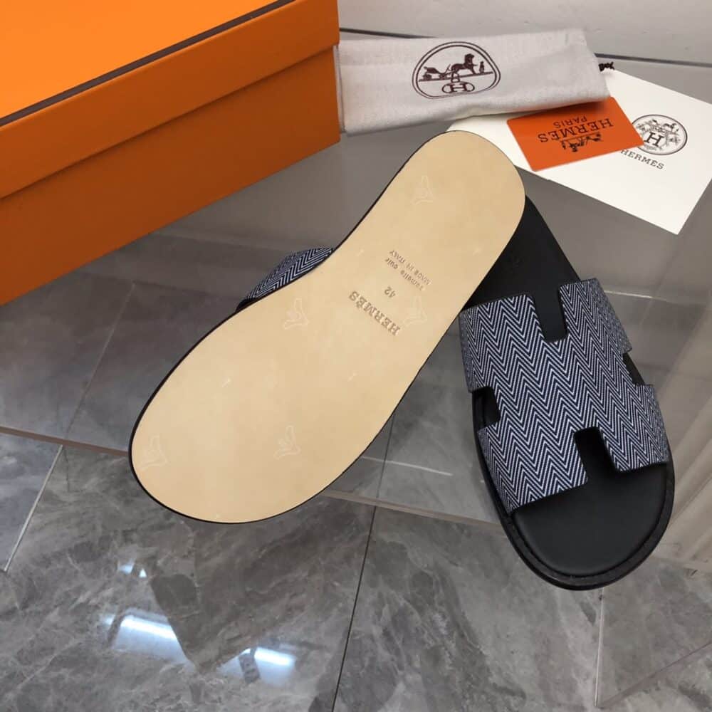 HERMES IZMIR SANDAL NOIR BLANC H231806ZH11390 - Image 3