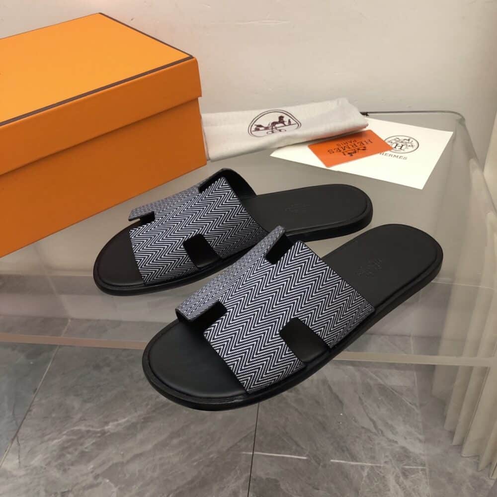 HERMES IZMIR SANDAL NOIR BLANC H231806ZH11390 - Image 10