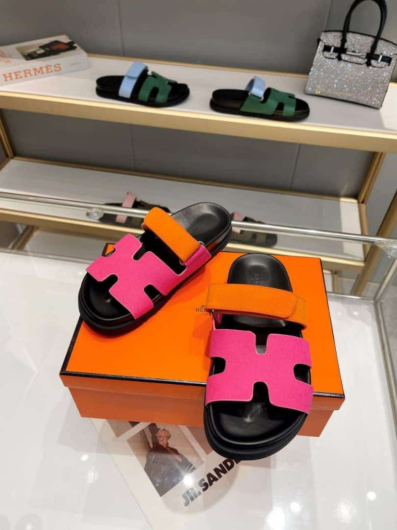 Alternative view of HERMES CHYPRE SANDAL PINK ORANGE