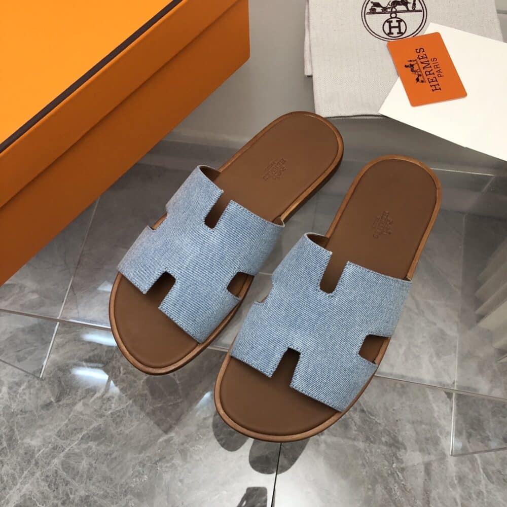 HERMES IZMIR SANDAL BLEU CLAIR H221819ZHCB400 - Image 3