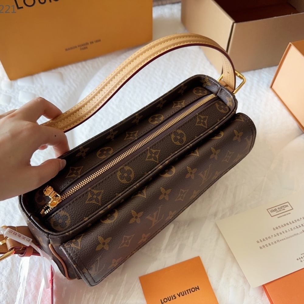 Louis Vuitton Vivacité Monogram Canvas Brown 25Cm M46999 - Image 5