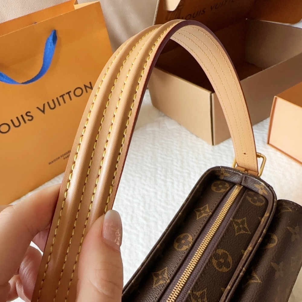 Louis Vuitton Vivacité Monogram Canvas Brown 25Cm M46999 - Image 8