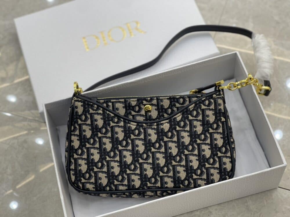 Alternative view of DIOR 30 MONTAIGNE HOBO AVENUE MINI BAG BLUE DIOR OBLIQUE JACQUARD 21CM S2187UTZQ M928