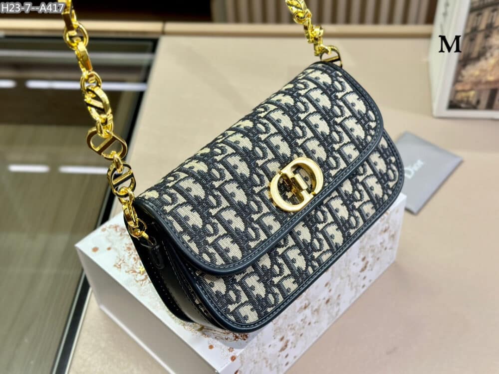 Alternative view of DIOR 30 MONTAIGNE AVENUE BAG BLUE DIOR OBLIQUE JACQUARD 23CM M9260UTZR M928