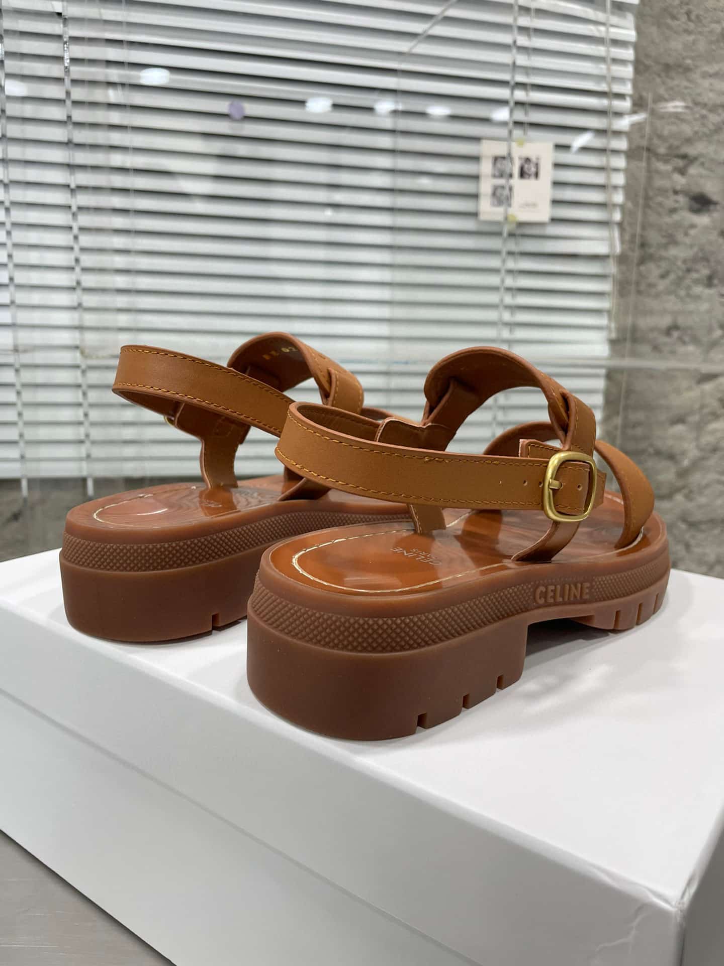 CELINE CLEA TRIOMPHE SANDAL IN CALFSKIN VEGETAL TANNING 352473778C04LU - Image 3