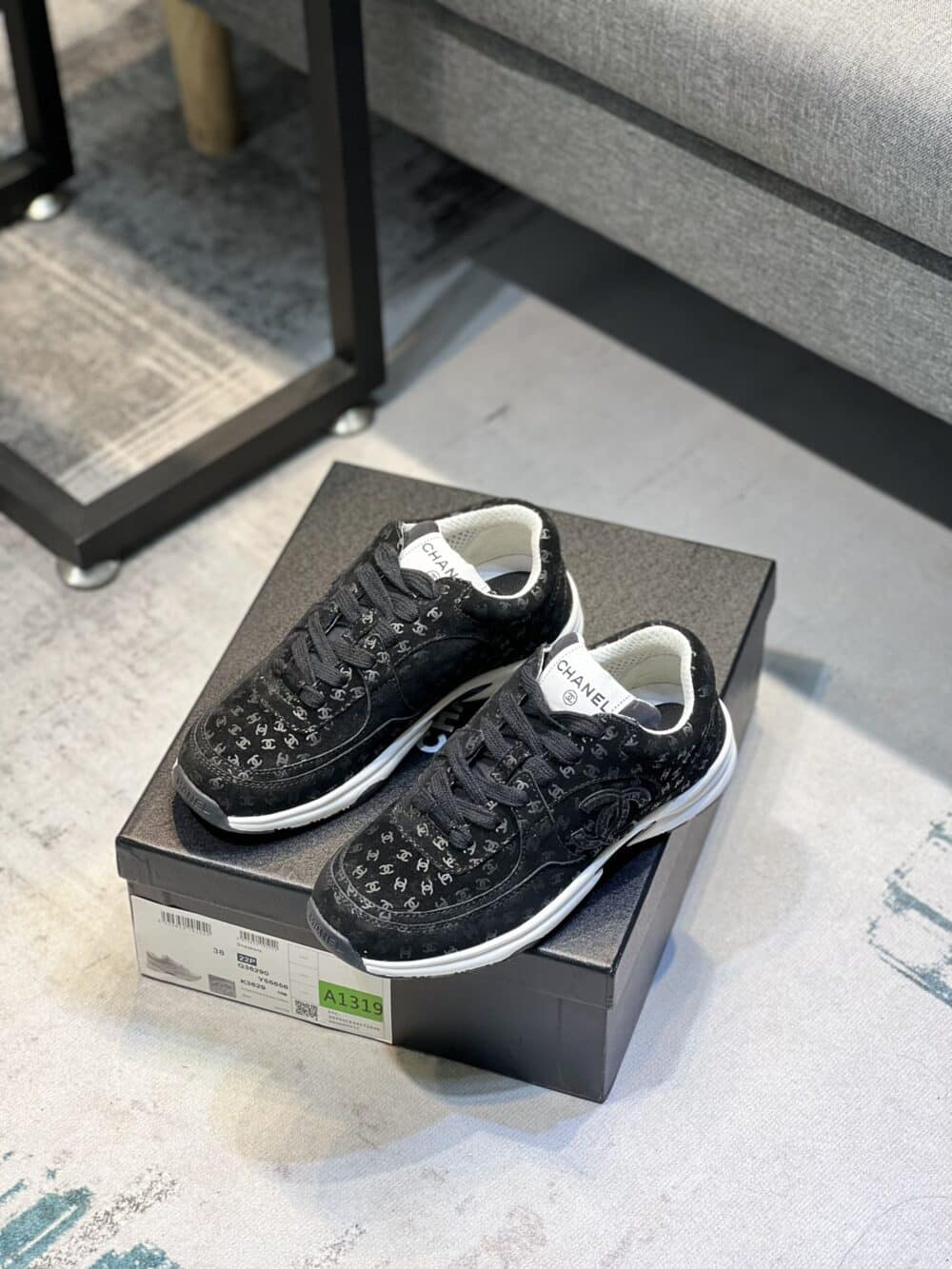 CHANEL CC EMBOSSED LOGO SUEDE BLACK - Image 7