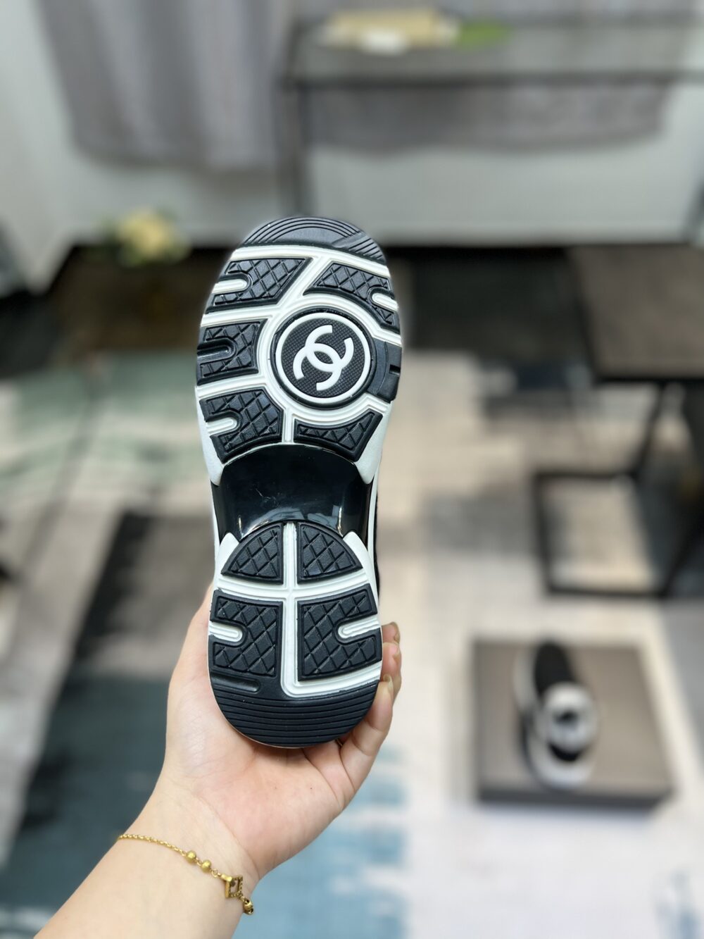 CHANEL CC EMBOSSED LOGO SUEDE BLACK - Image 9