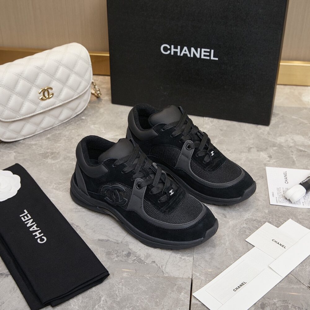 CHANEL CC LOGO SNEAKER BLACK G34361 Y53536 94305 - Image 3