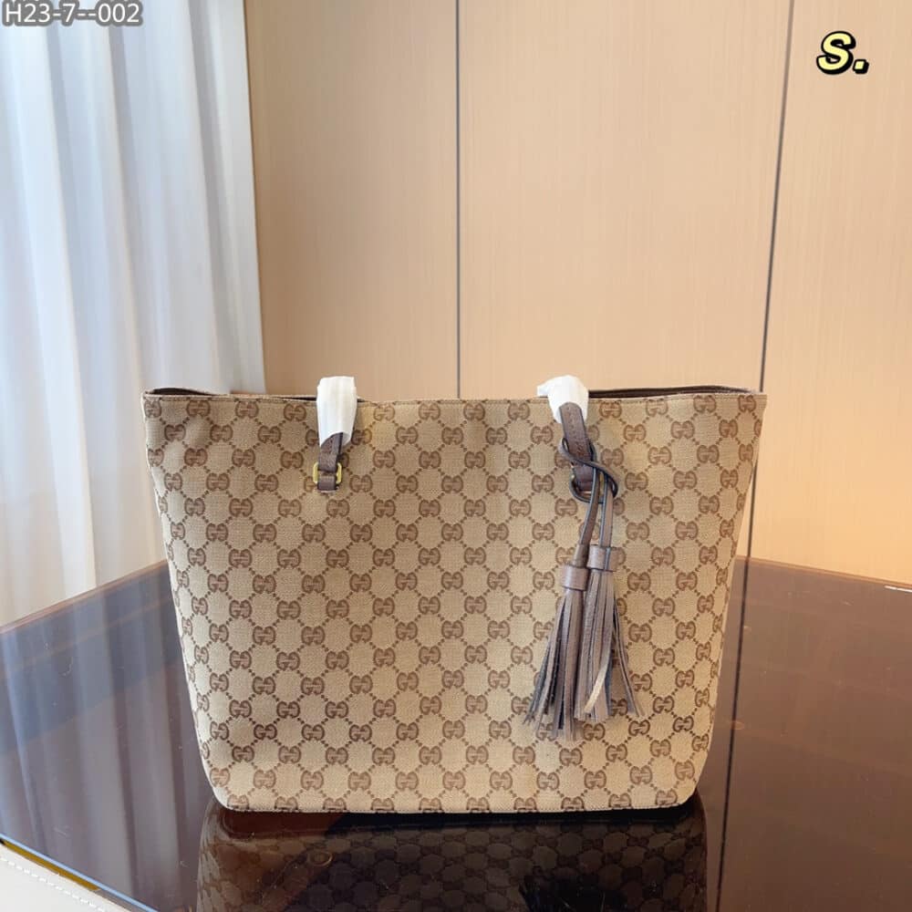 GUCCI GG CANVAS FRINGE BAMBOO TOTE BAG BEIGE BROWN 31CM - Image 8