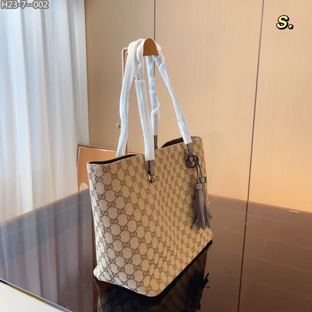 GUCCI GG CANVAS FRINGE BAMBOO TOTE BAG BEIGE BROWN 31CM - Image 5