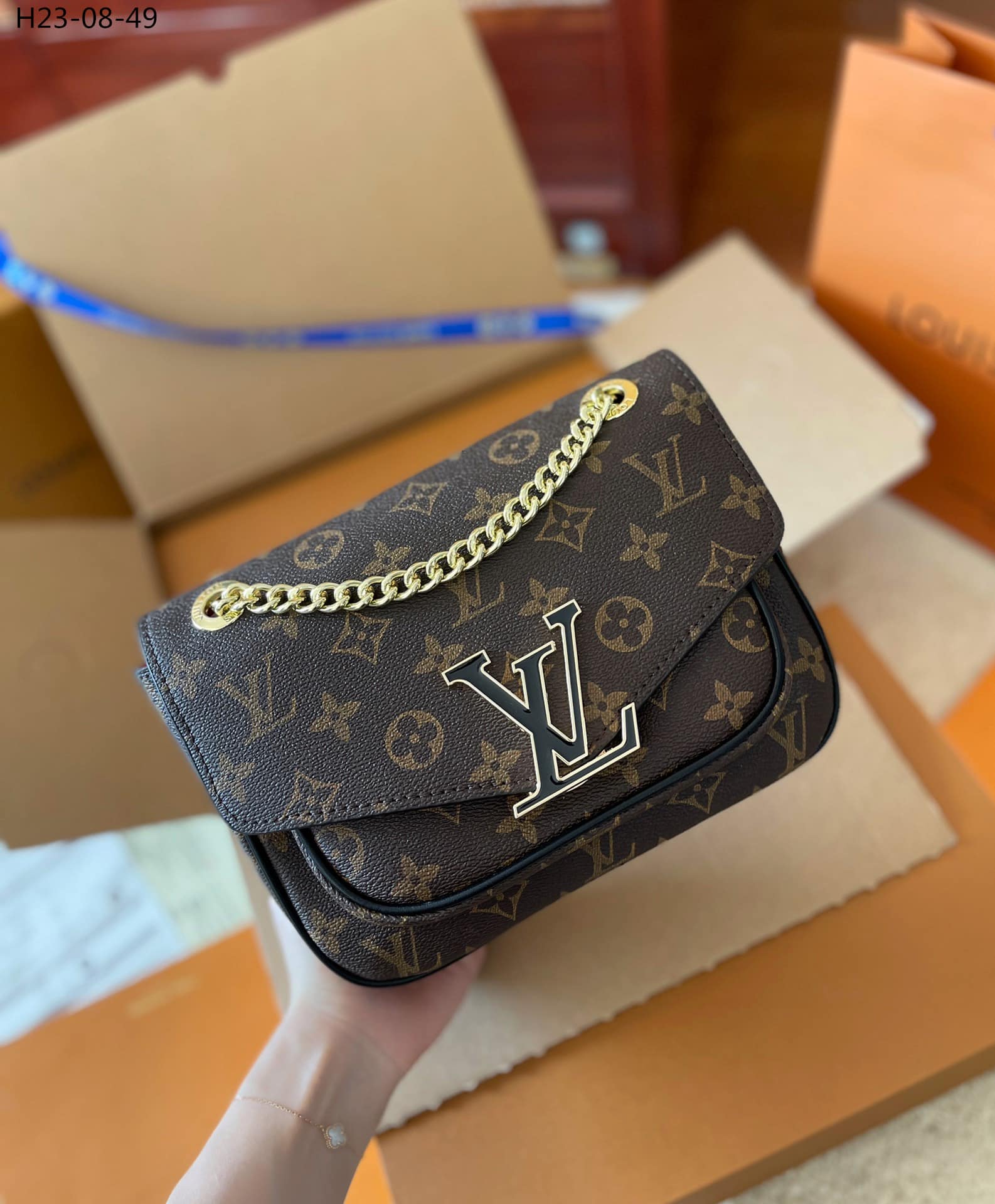 LOUIS VUITTON PASSY MONOGRAM CANVAS 23CM M45592 - Image 3