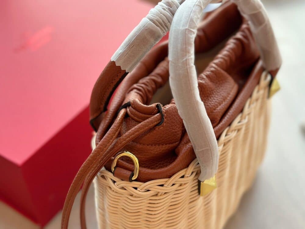 VALENTINO GARAVANI WO VLOGO SMALL WICKER BASKET BAG BEIGE 25CM XW2B0K41YMP 43S - Image 4