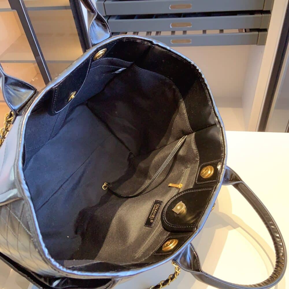 CHANEL DEAUVILLE LARGE SHOPPING BAG CALFSKIN LEATHER BLACK 38CM - Image 4