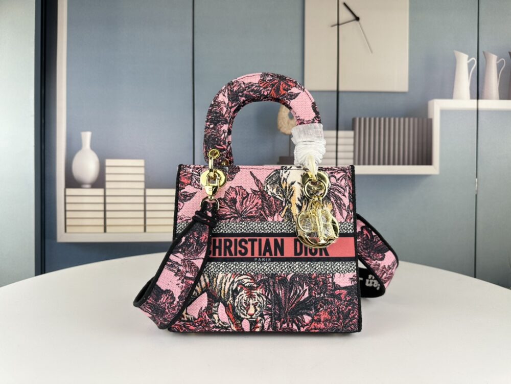 Alternative view of DIOR MEDIUM LADY D LITE BAG PINK MULTICOLOR TOILE DE JOUY VOYAGE EMBROIDERY 24CM M0565OEUPM45E
