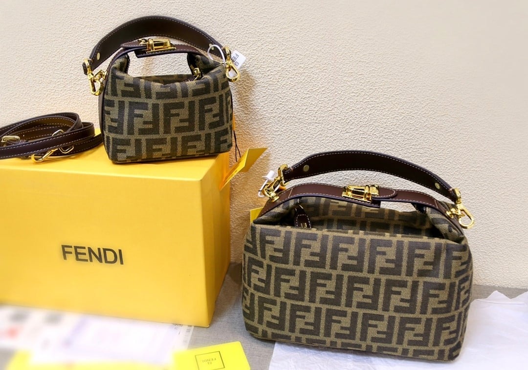 FENDI ZUCCA JACQUARD MINI POUCH BAG BROWN 27CM - Image 3