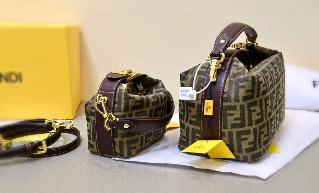 FENDI ZUCCA JACQUARD MINI POUCH BAG BROWN 27CM - Image 5