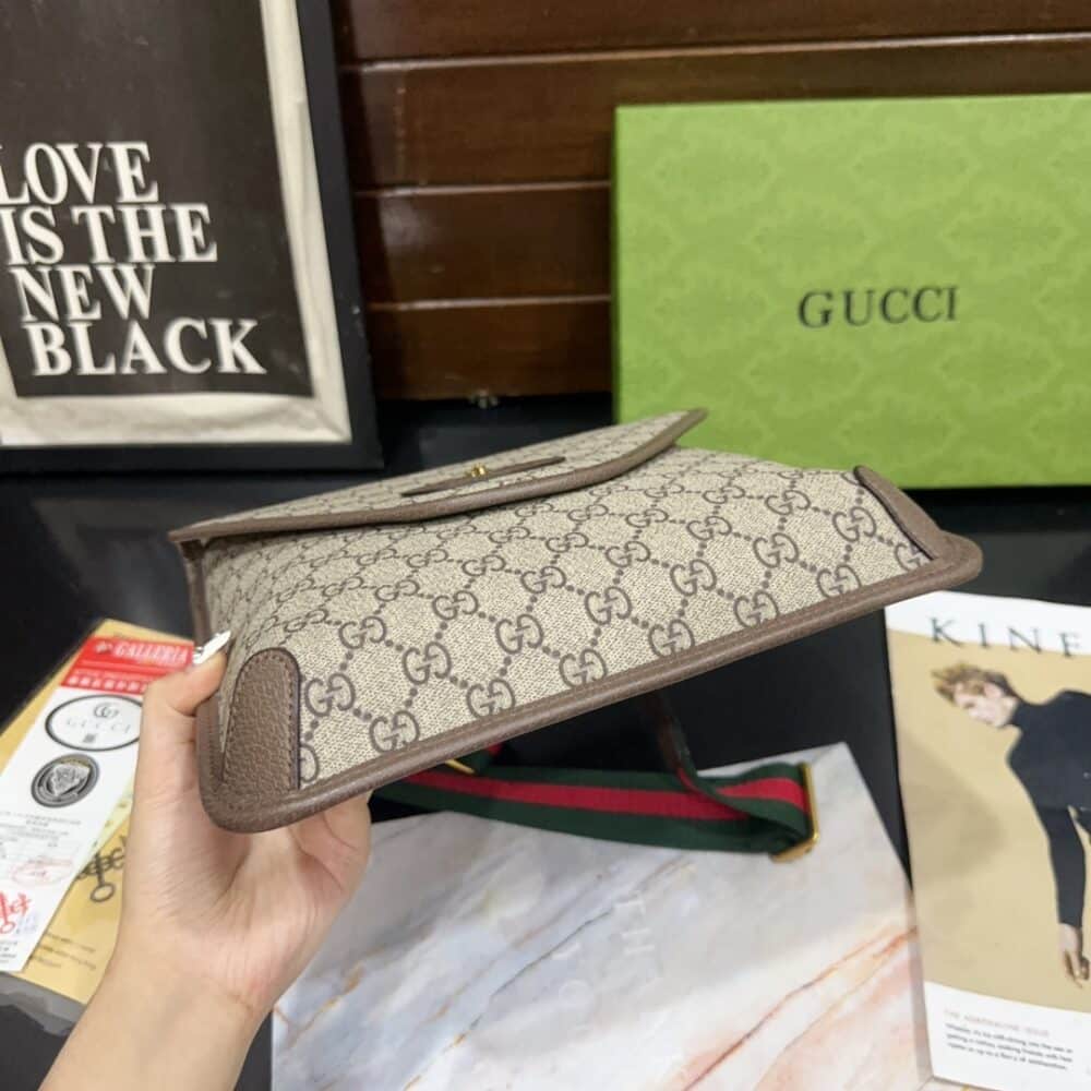 GUCCI NEO VINTAGE GG MEDIUM MESSENGER BAG BEIGE 27CM - Image 4
