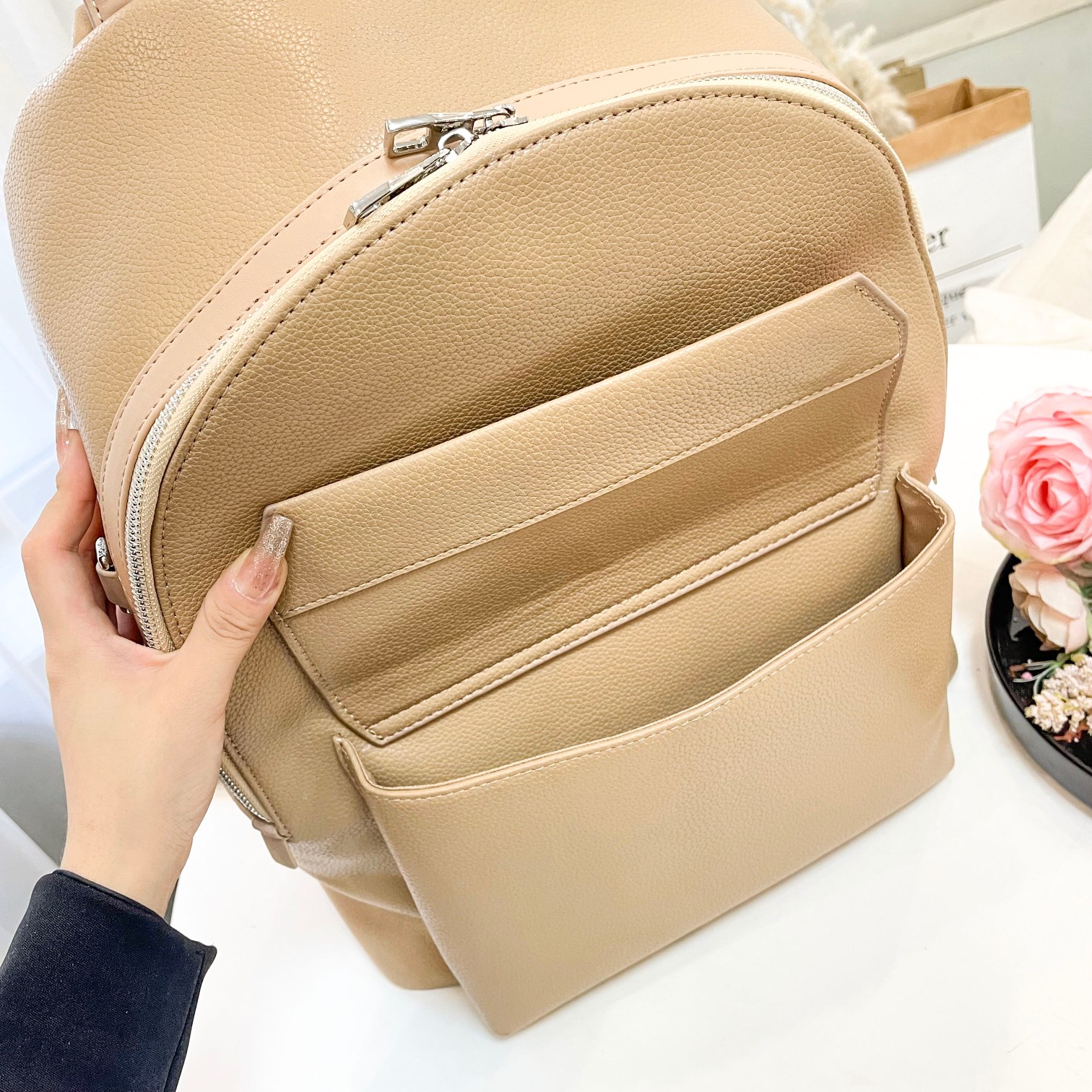 LOUIS VUITTON TAKEOFF BACKPACK PM BEIGE 43CM M23708 - Image 4