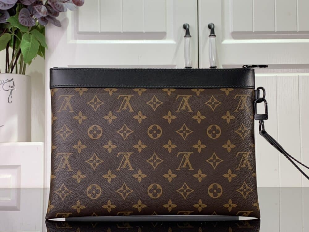 LOUIS VUITTON TO GO POCHETTE CLUTCH MONOGRAM BROWN 30CM - Image 3