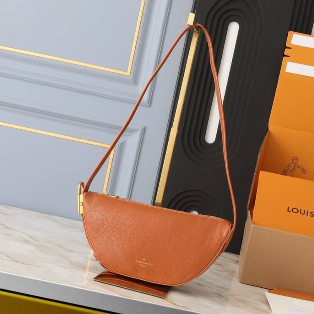Alternative view of LOUIS VUITTON LOW KEY BUMBAG COGNAC 28CM M83546