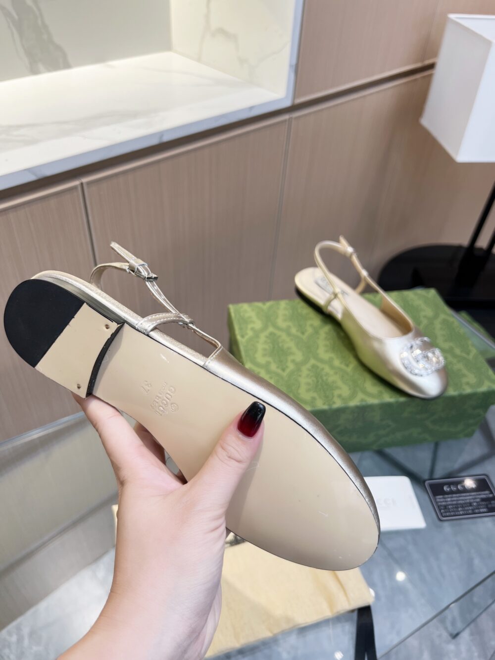 GUCCI GG CRYSTAL SLINGBACK SILVER - Image 9