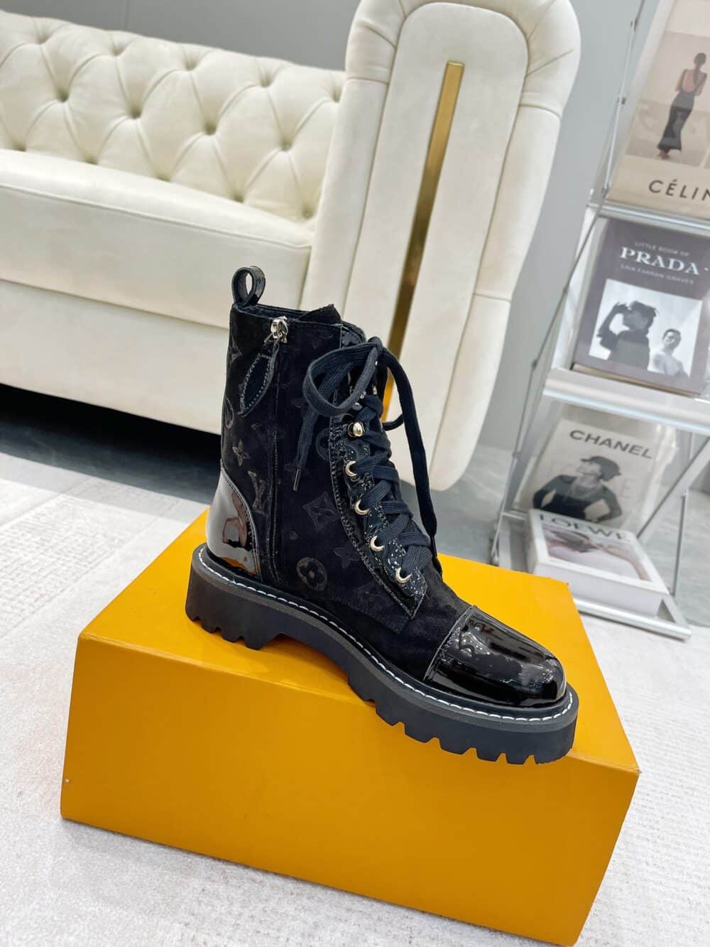 LOUIS VUITTON TERRITORY FLAT RANGER BLACK - Image 6