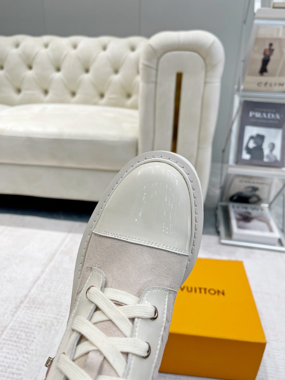 LOUIS VUITTON TERRITORY FLAT RANGER WHITE - Image 5