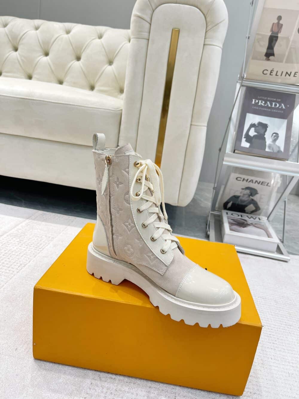 LOUIS VUITTON TERRITORY FLAT RANGER WHITE - Image 6