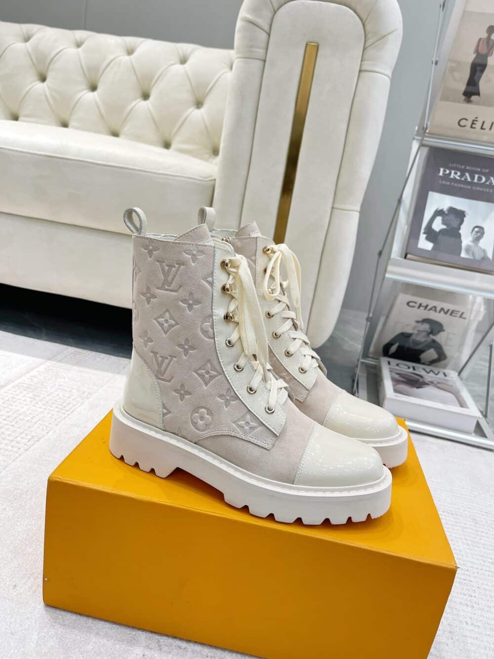 LOUIS VUITTON TERRITORY FLAT RANGER WHITE - Image 9