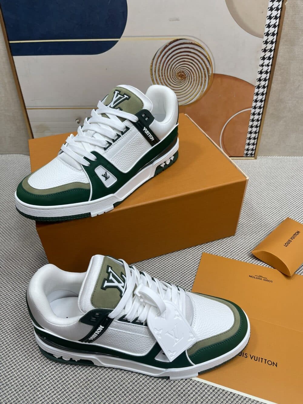 LOUIS VUITTON LV TRAINER SNEAKER GREEN - Image 7
