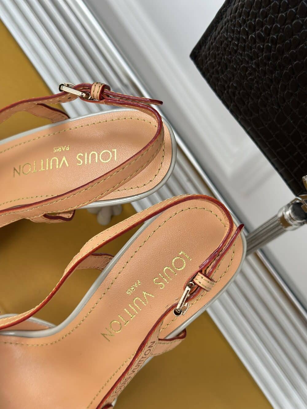 LOUIS VUITTON BLOSSOM SLINGBACK PUMP BEIGE 1AC8E0 - Image 3