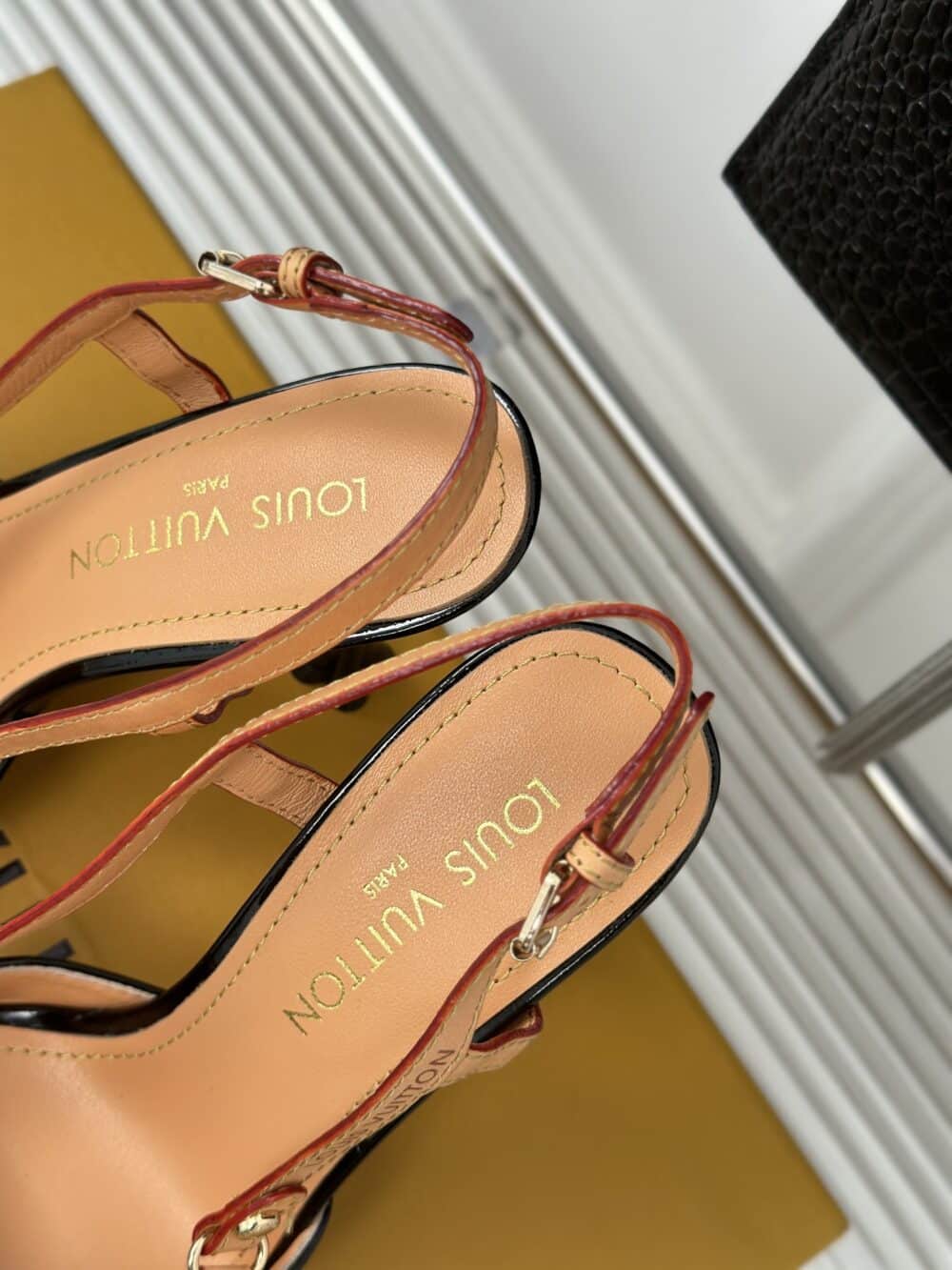 LOUIS VUITTON BLOSSOM SLINGBACK PUMP BLACK 1AC8NP - Image 3