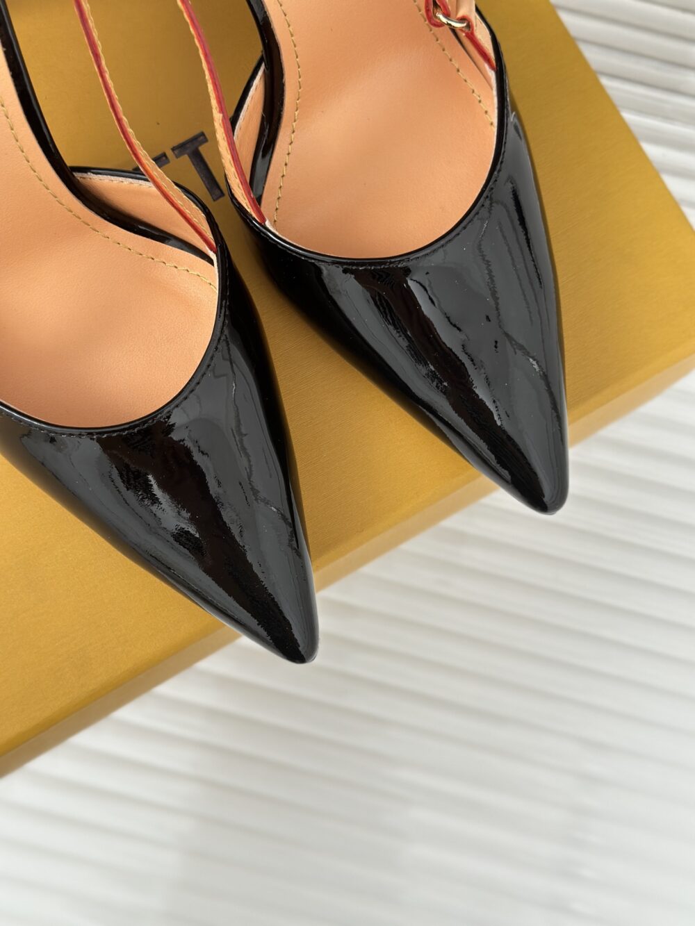LOUIS VUITTON BLOSSOM SLINGBACK PUMP BLACK 1AC8NP - Image 4