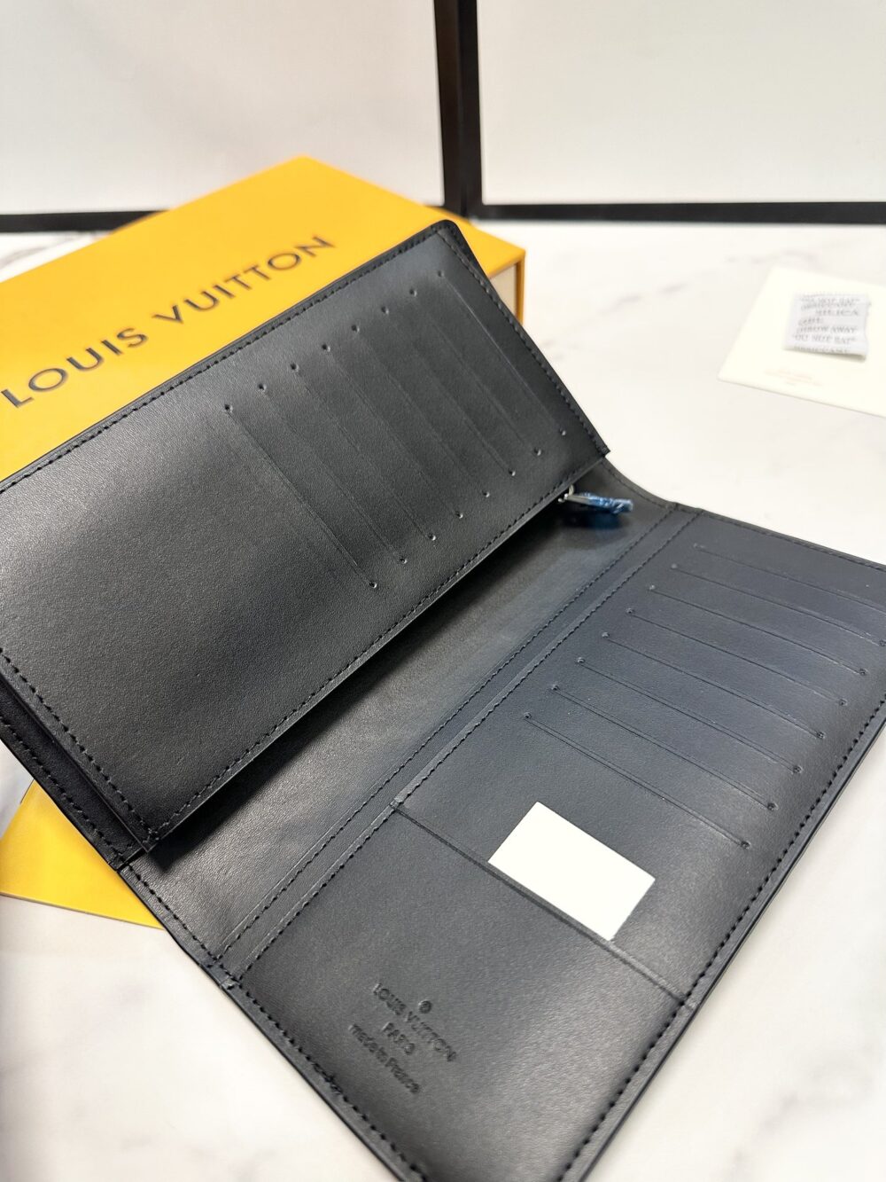 LOUIS VUITTON BRAZZA WALLET MONOGRAM SHADOW BLACK 19CM - Image 9