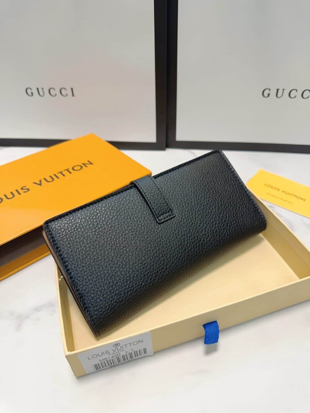 LOUIS VUITTON LV VERTICAL WALLET BLACK 19CM M81330 - Image 4