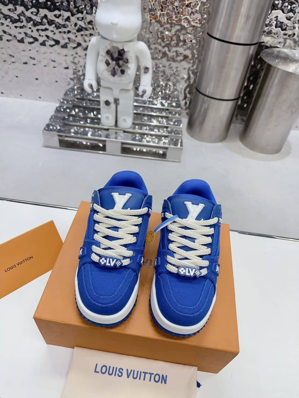 LOUIS VUITTON LV TRAINER MAXI SNEAKER BLUE 1ABM2L - Image 3