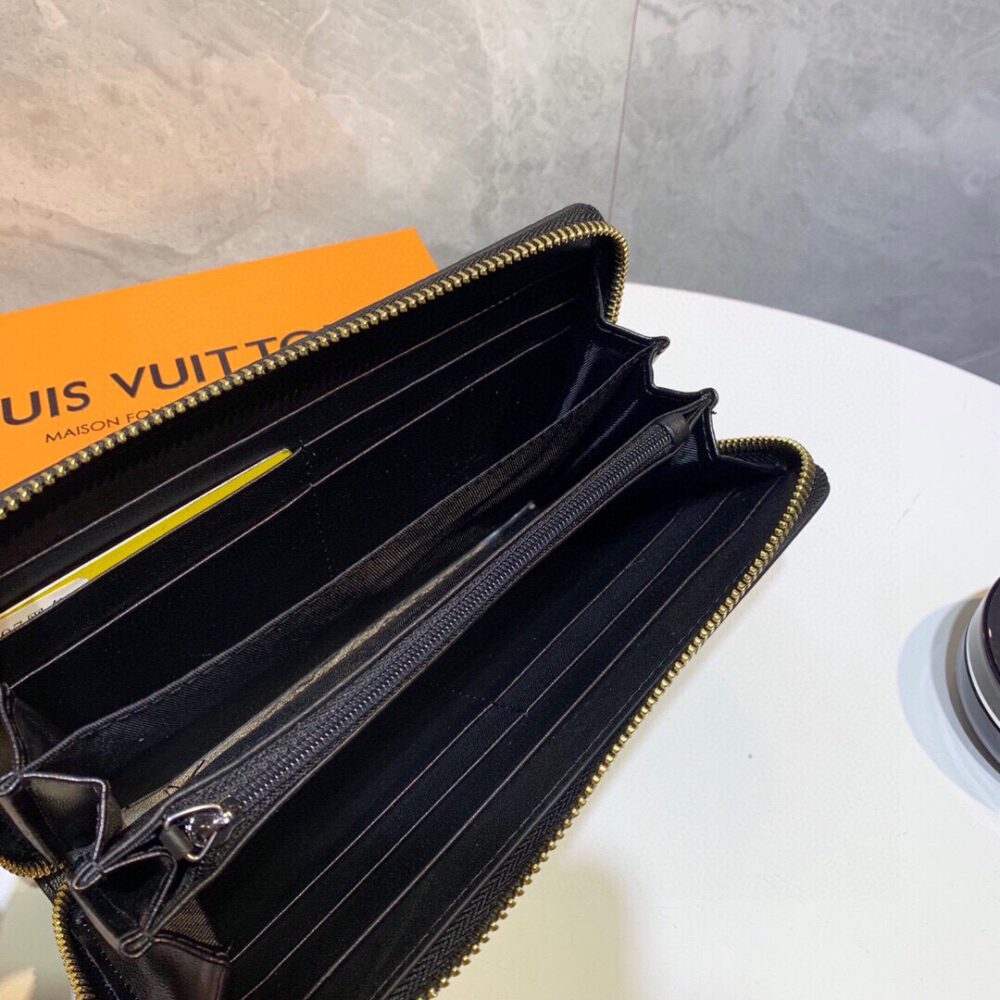 LOUIS VUITTON MONOGRAM CLUTCH BLACK 19CM - Image 9