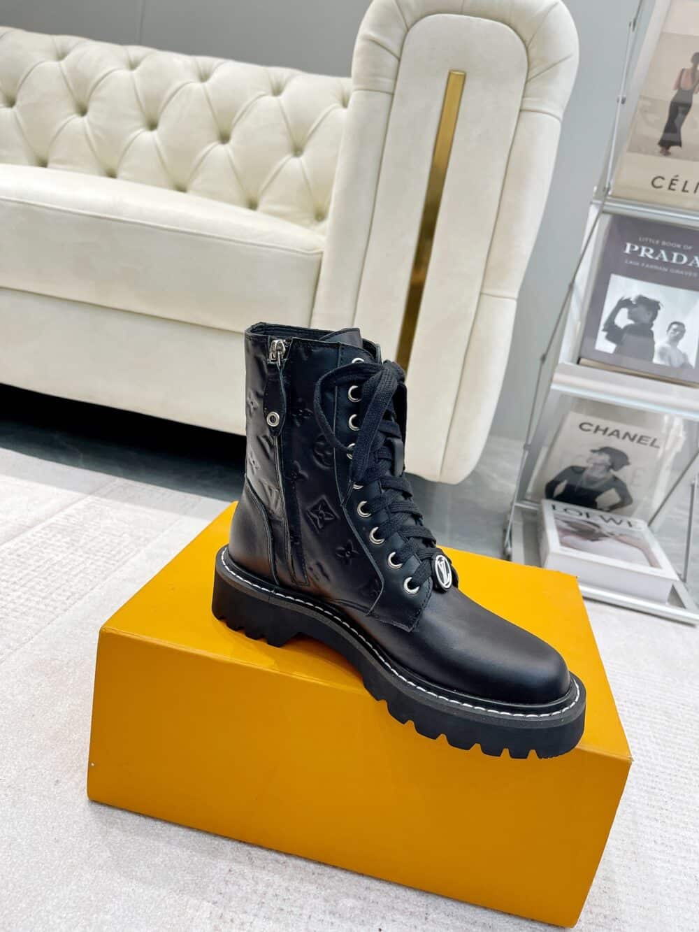 LOUIS VUITTON TERRITORY FLAT RANGER BLACK 1ABUVN - Image 4