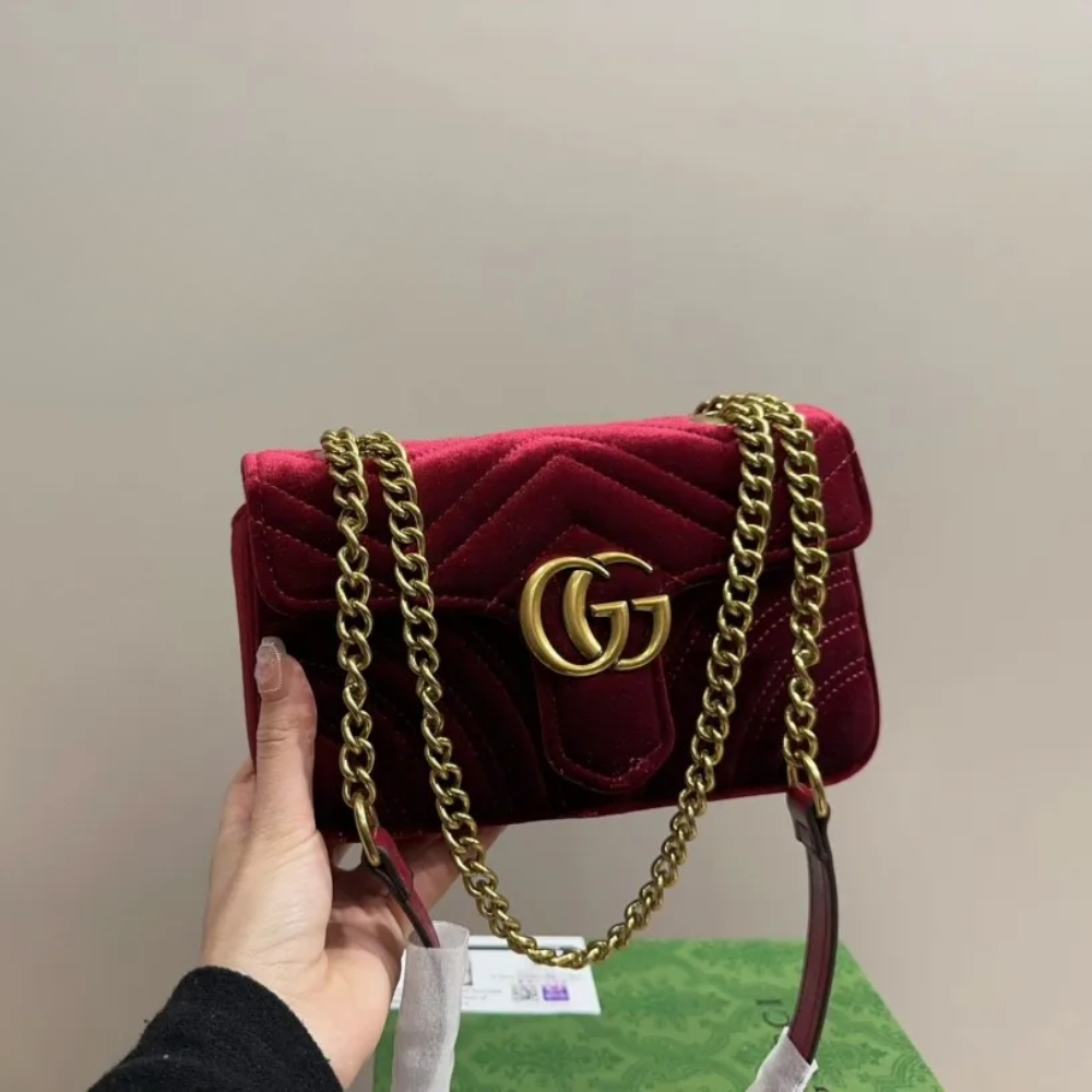 Alternative view of GUCCI GG MARMONT SHOULDER BAG VELVET LEATHER RED 20CM 443497K4D2T 6433