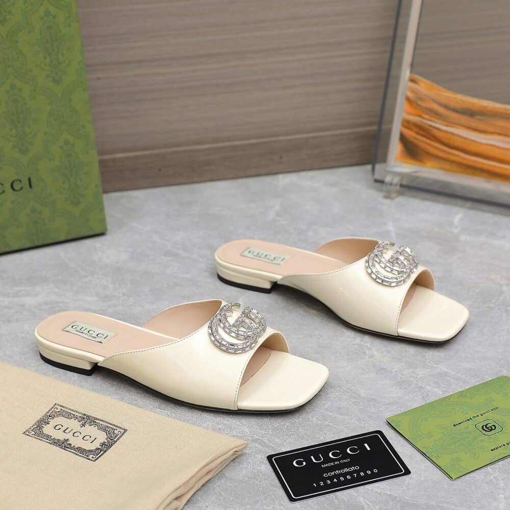 GUCCI GG CRYSTAL SLIPPERS WHITE - Image 3