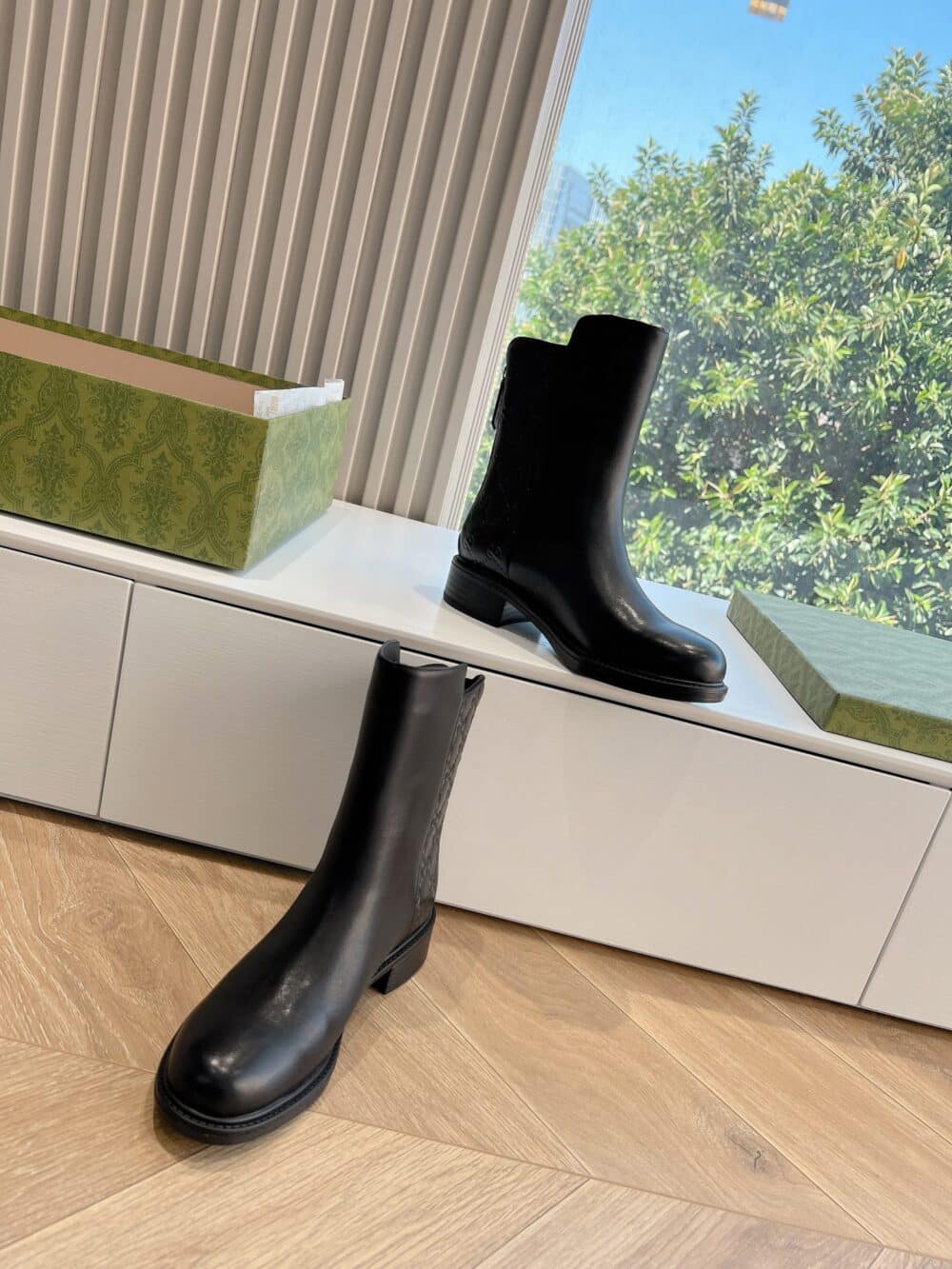 Alternative view of GUCCI LEATHER ANKLE BOOTS BLACK