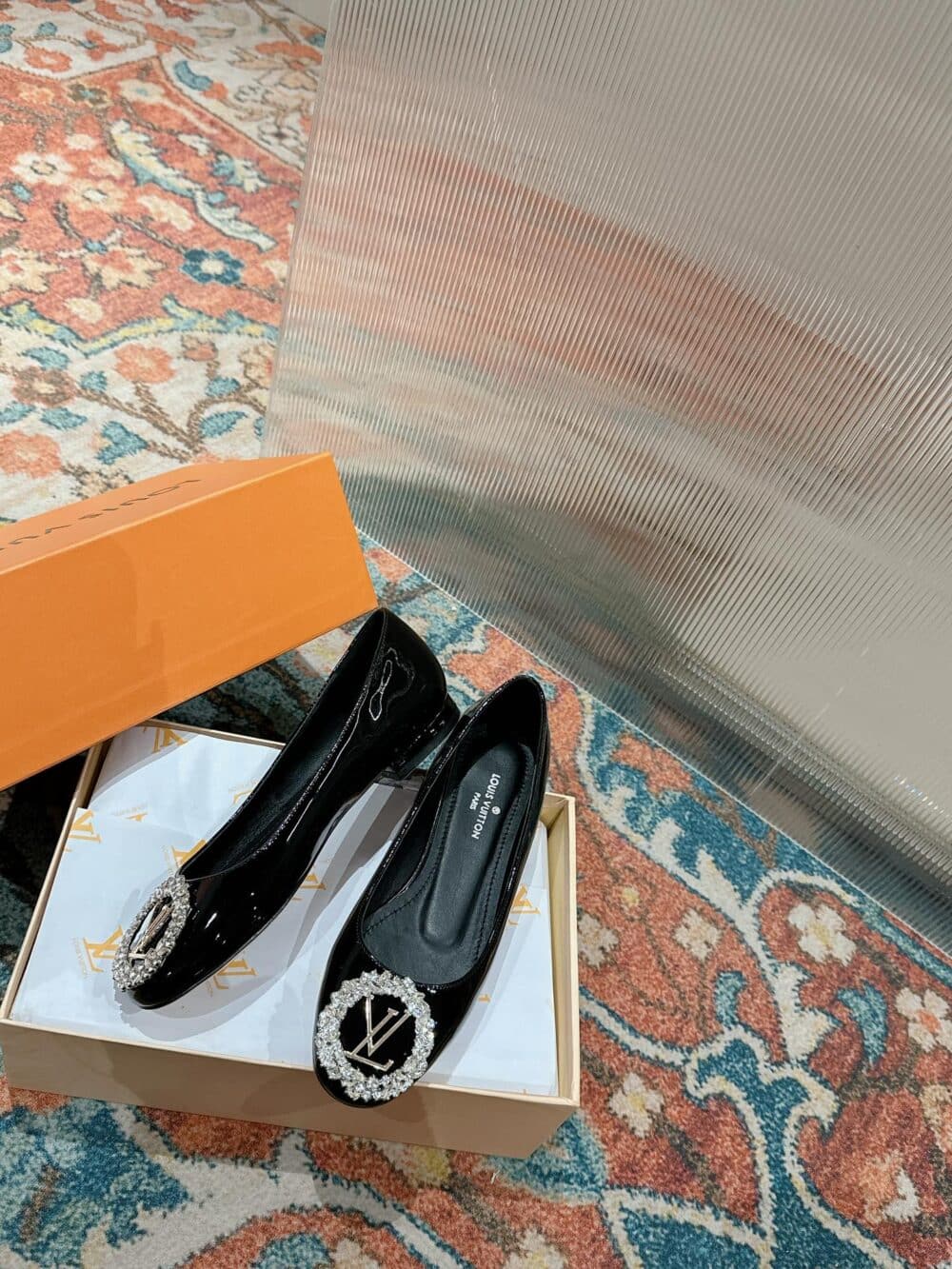 LOUIS VUITTON CRYSTAL LV BALLET FLATS BLACK - Image 7