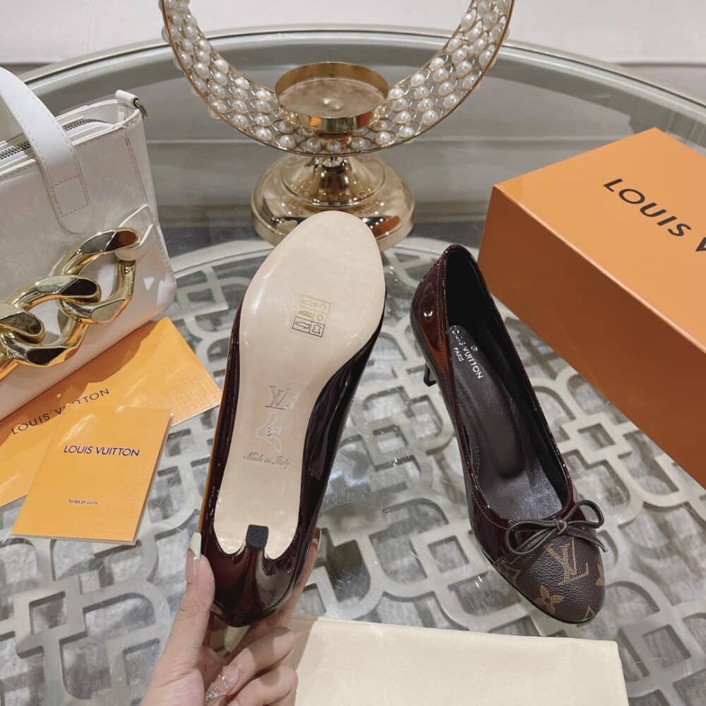 LOUIS VUITTON BLOSSOM PUMP RED - Image 5
